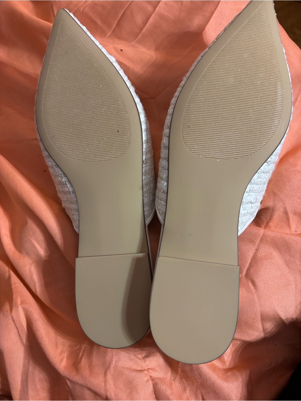 White Pointed-Toe Women's Flats - Elegant Everyday Shoe